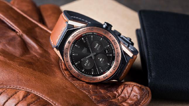 TAG Heuer Connected Modular 45 - TAG kļūst futūristisks